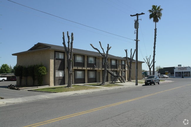 Building Photo - 1520-1530 Robertson Blvd