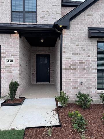 Foto del edificio - 430 Rockstream Dr