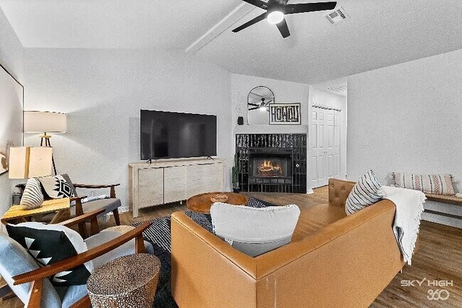 Foto del edificio - 3829 W Gardenia Dr