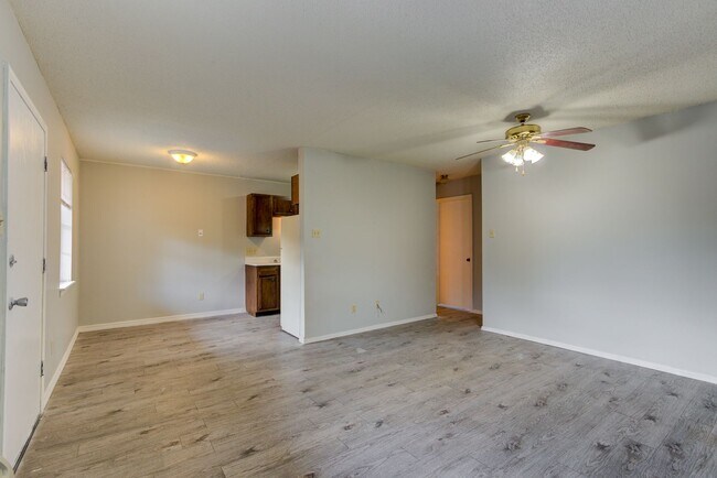 Foto del interior - Magnolia Place: 1 & 2 Bedroom Apartments