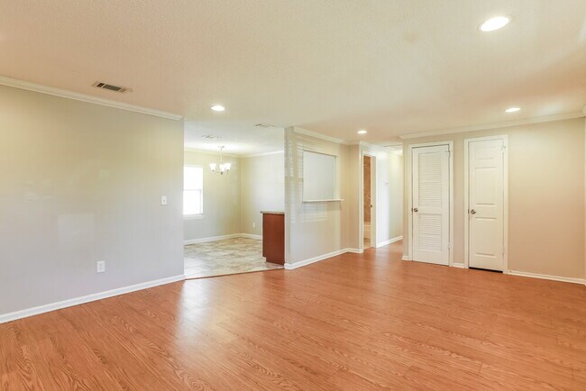 Building Photo - 7527 Springer Pl