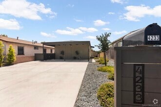 Building Photo - 4233 Pepper Dr