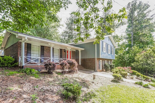 Building Photo - 631 Shannon Green Cir SW