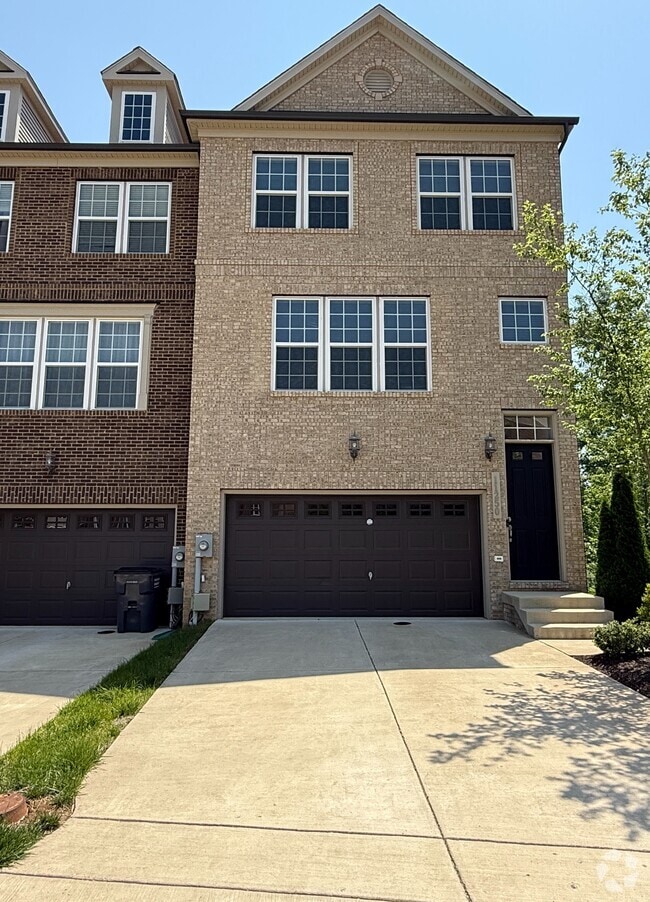 Building Photo - 11250 Flagstaff Pl