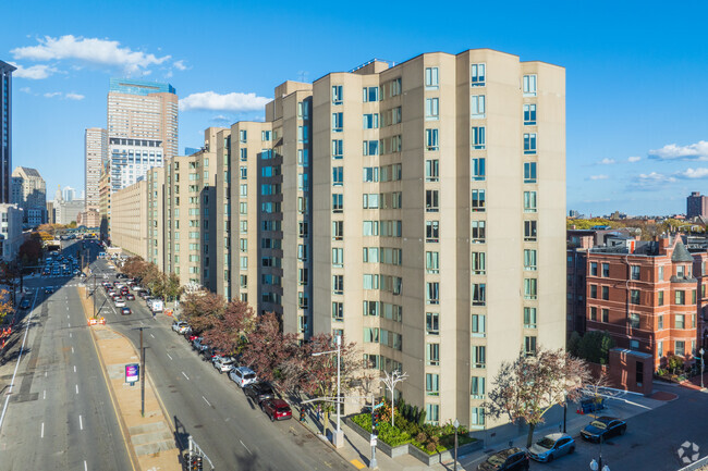 Building Photo - The Greenhouse Apartments