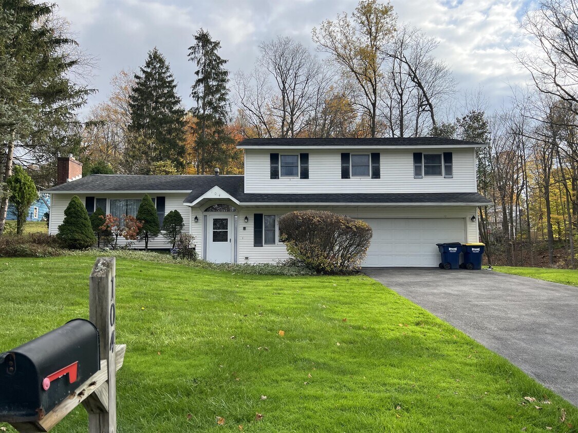 104 North Way, Camillus, NY 13031 House for Rent in Camillus, NY