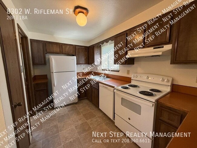 Building Photo - 8302 W Rifleman St