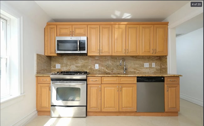 Foto del edificio - 821 Palmer Rd