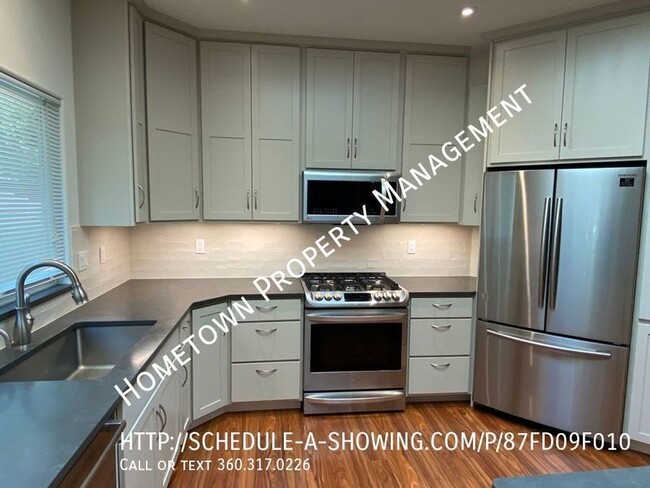 Building Photo - 3 Bedroom in Greenfield Subdivision-Olympi...