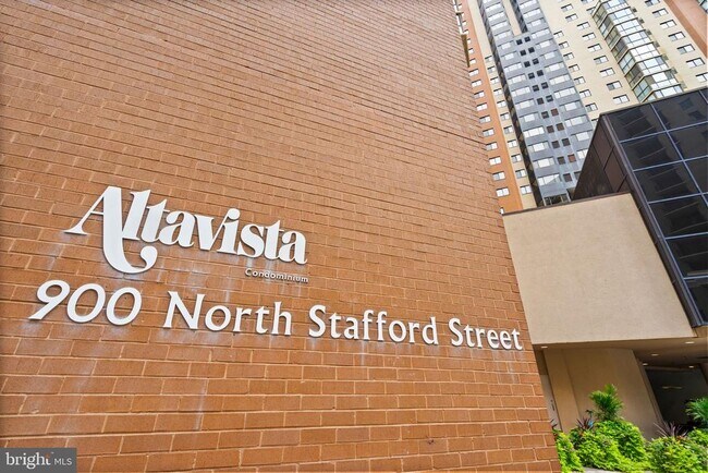Foto del edificio - 900 N Stafford St