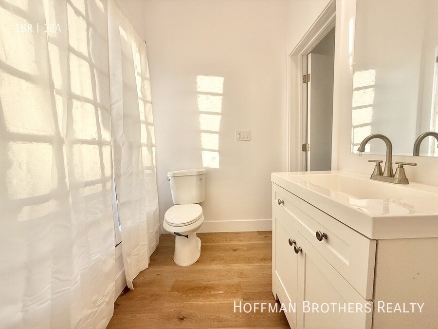 Foto del edificio - 1182 1/2 N Edgemont St