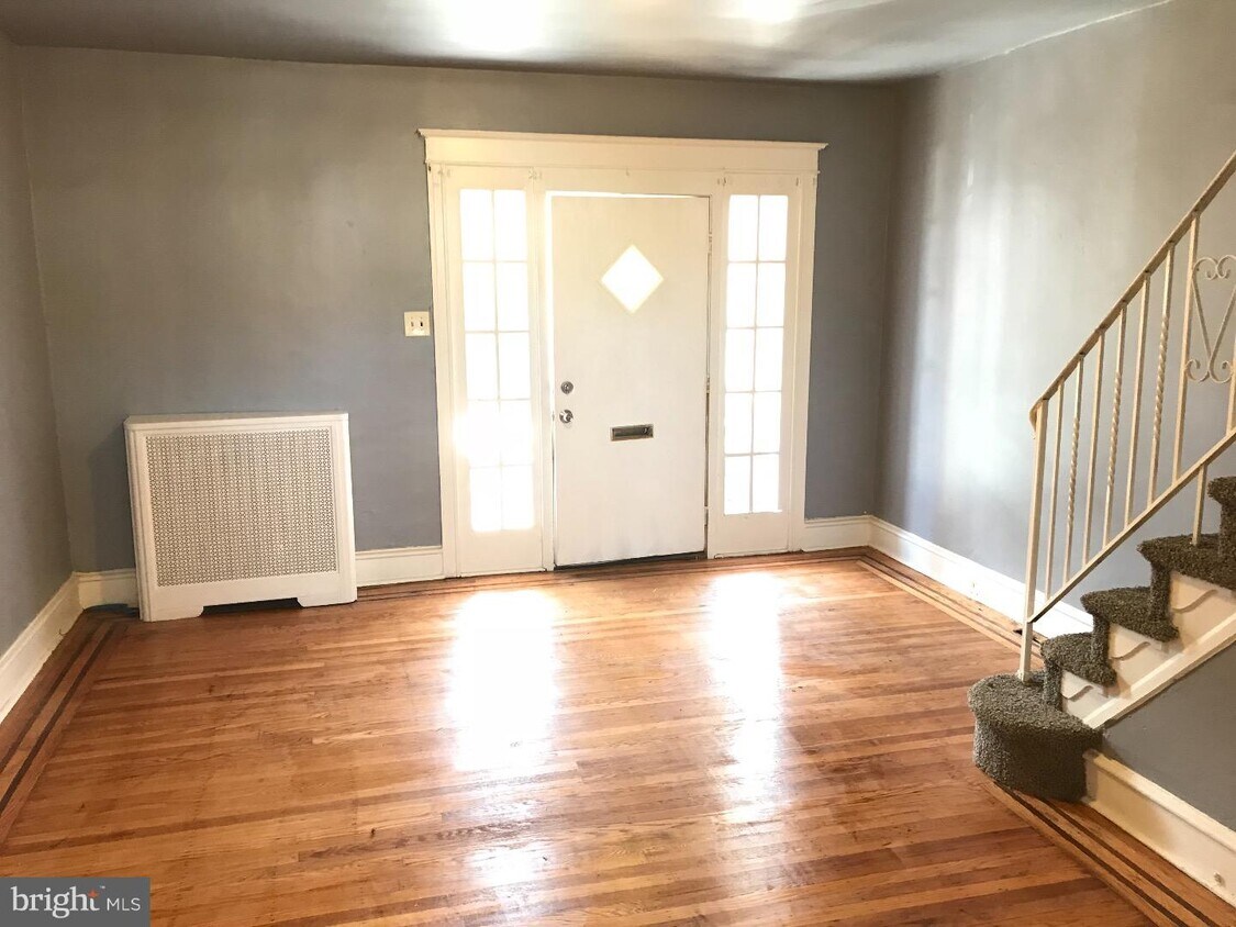 2011 E Rittenhouse St, Philadelphia, PA 19138 Townhome Rentals in