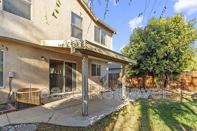 Foto del edificio - 630 Pombo Square Dr