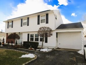 Building Photo - 160 E 3rd St