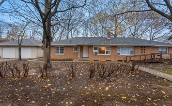 Building Photo - 1322 Alms Dr