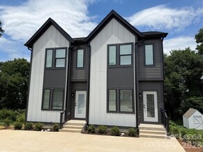 Building Photo - 525 Dellwood Dr