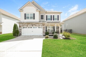 Building Photo - 3211 Briar Chapel Dr
