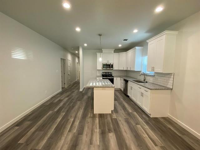 Foto del edificio - 513 E Heron St