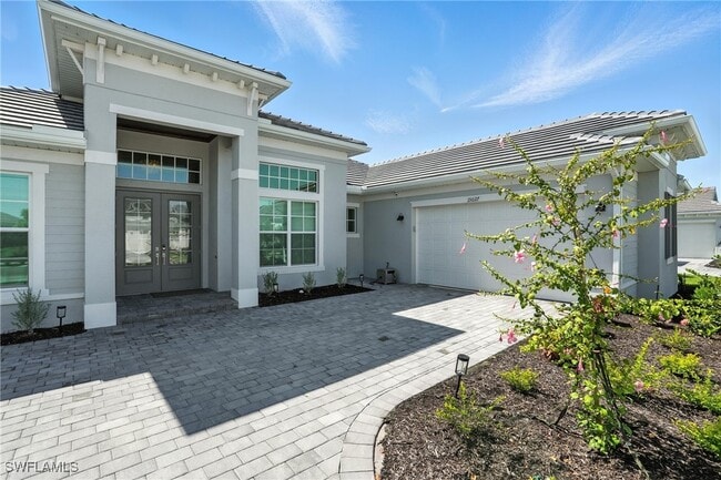 Building Photo - 15027 Longs Ln