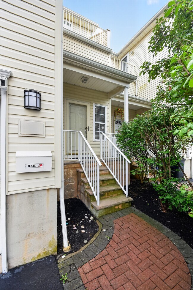 Foto del edificio - 574 Beachway Ave