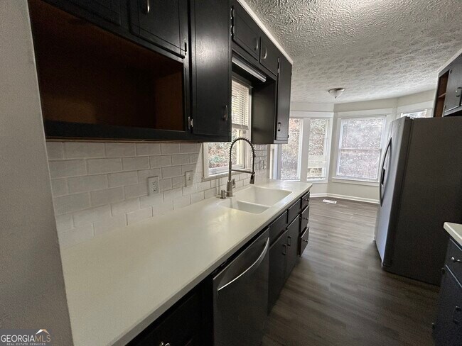 Building Photo - 4870 Wade Valley Way