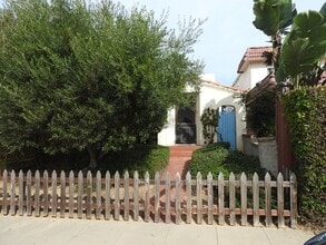 Building Photo - 4814 Brighton Ave