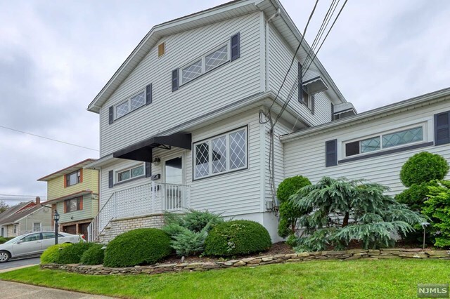 Primary Photo - 72 Miller Ave
