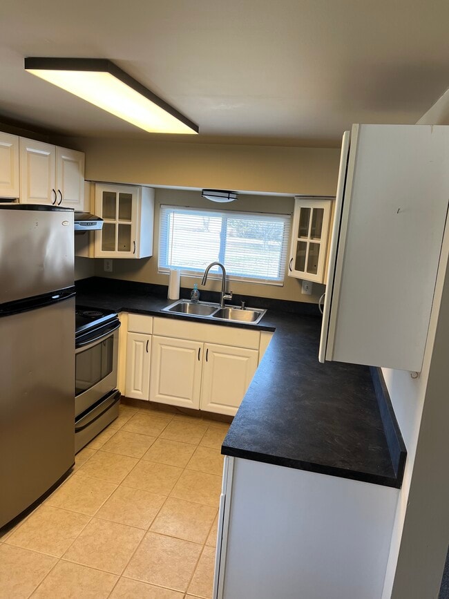 kitchen - 404 Schucks Rd