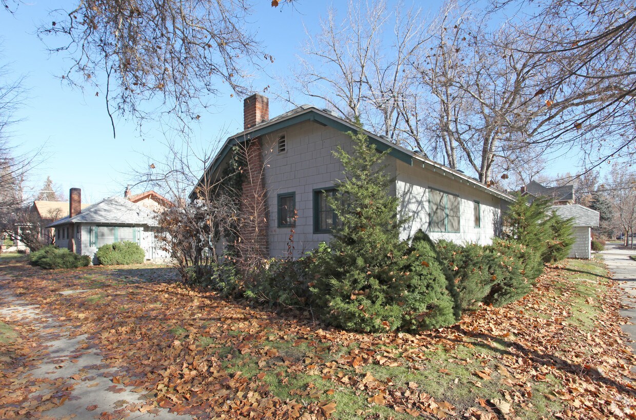 Building Photo - 1006 N 16th St