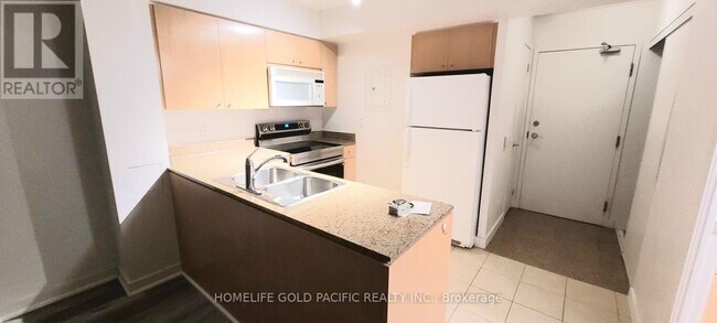 Photo du bâtiment - 373 Front St W