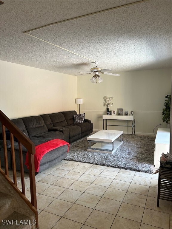 Foto del edificio - 5201 Cedarbend Dr