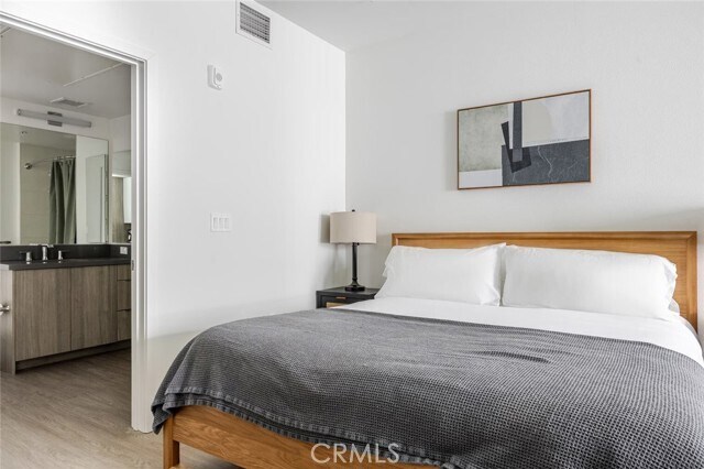 Foto del edificio - 511 S Harbor Blvd