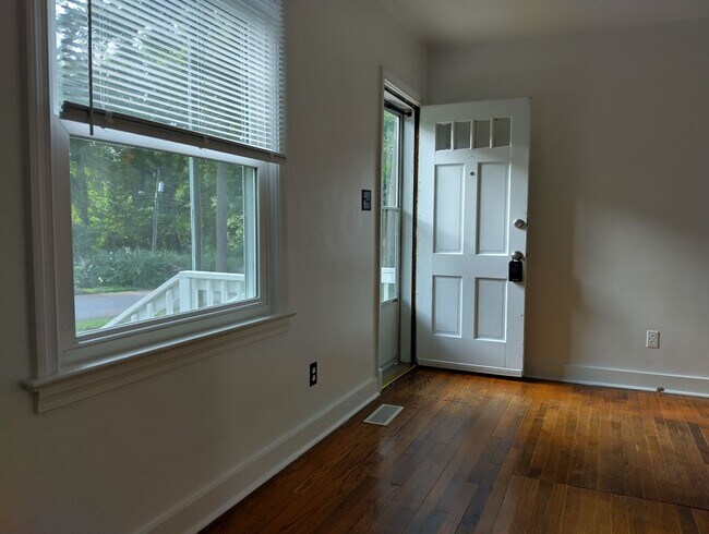 Foto del edificio - Lovely single family home available in the...