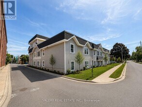 Building Photo - 1123 Queenston Rd