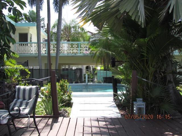 Building Photo - 90 Isle of Venice Dr