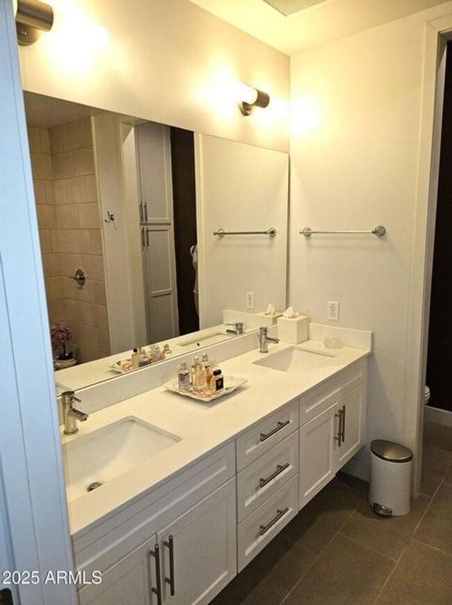 Photo - Resort Living in Midtown!!  Pool, Dog walk... House