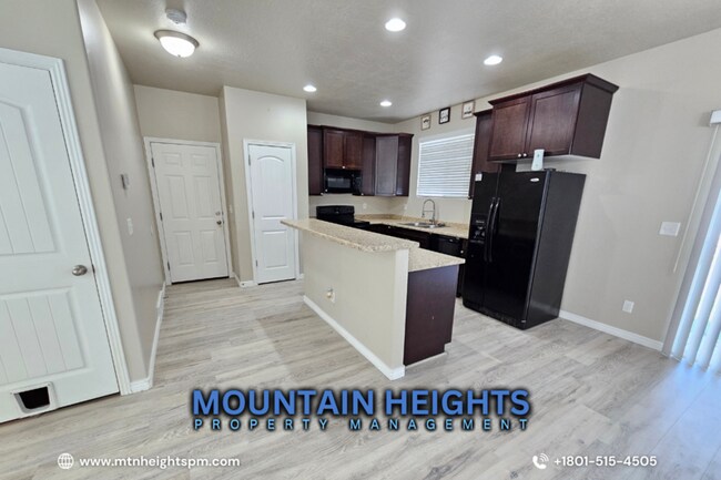 Building Photo - 1554 Kinloch Way