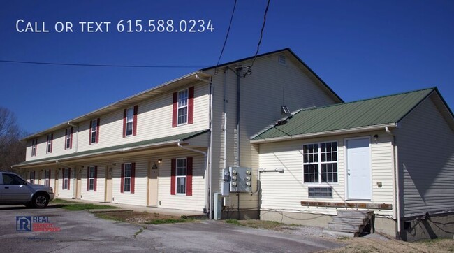 Foto del edificio - 1220A Nashville Hwy