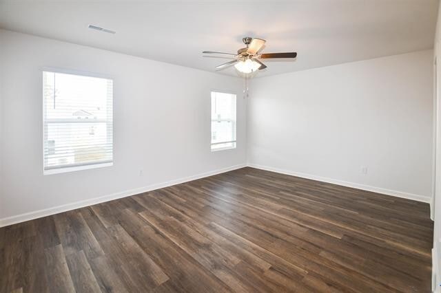 Building Photo - 126 Maple Spring Trl