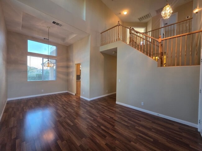 Building Photo - 748 Maccabe Ave