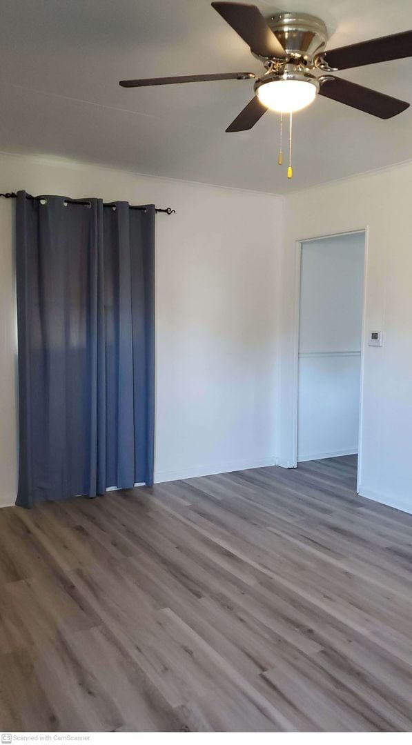 Foto del edificio - Cute home in Miamisburg center with AC! Has garage with opener- perfect for winter!