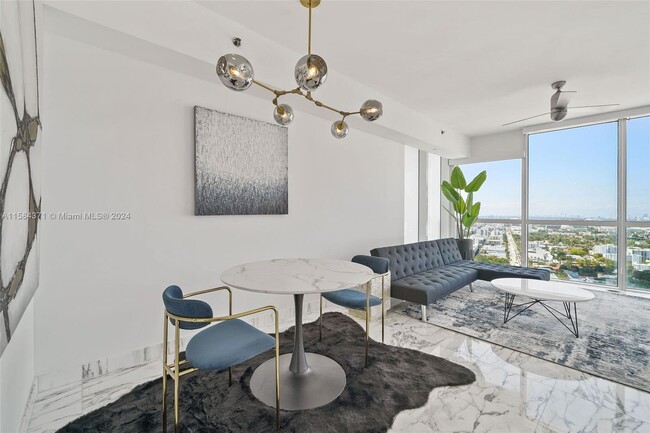 Foto del edificio - 450 Alton Road Apt #3008, Miami Beach, FL ...