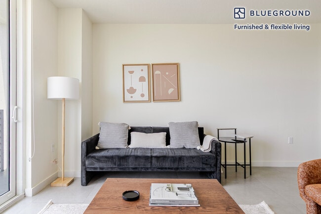 Foto del edificio - 729 NW 2nd St