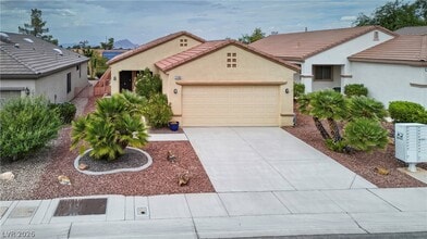 Building Photo - 2118 Desert Woods Dr