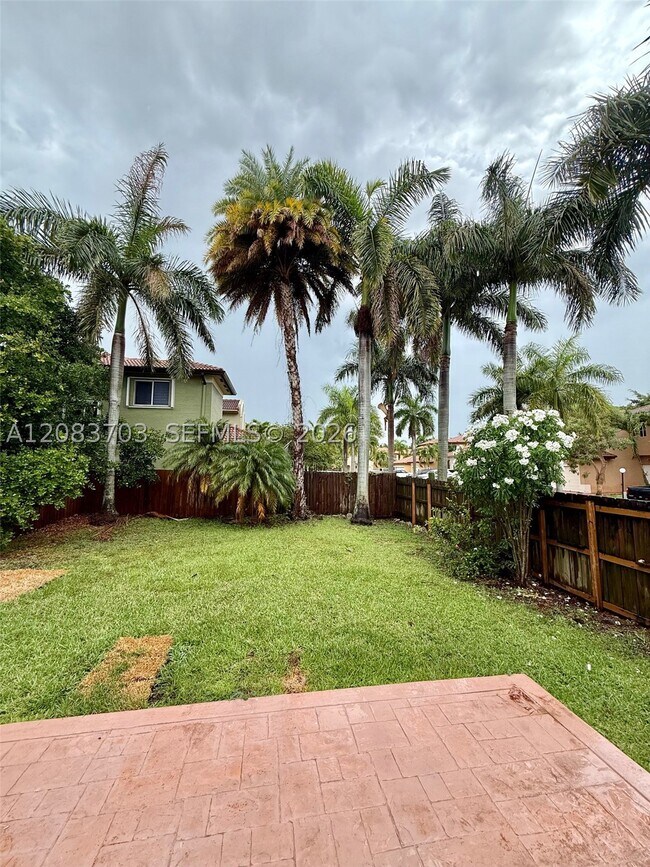 Foto del edificio - 2601 NE 41st Cir