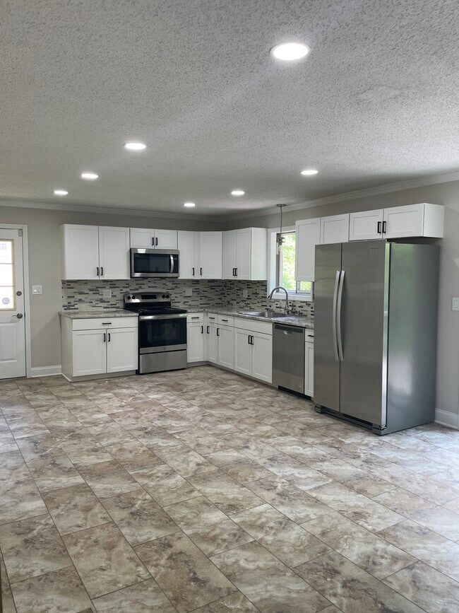 Foto del edificio - 4630 Sherry Ln