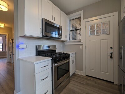 Foto del edificio - 3937 N Janssen Ave