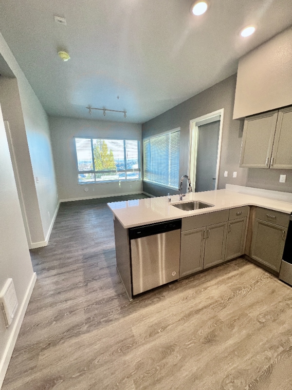 Building Photo - 2330 Yakima Ct