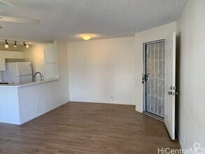 Building Photo - 91-273-273 Hanapouli Cir