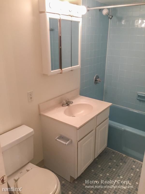 Building Photo - 1 br, 1 bath  - 68 Centre St